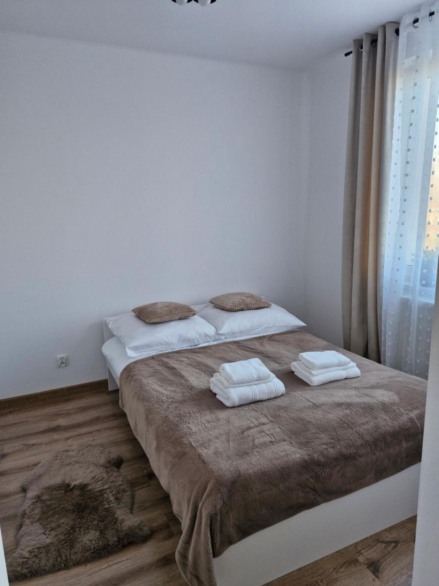 Motel Mewa Lezajsk Exterior foto